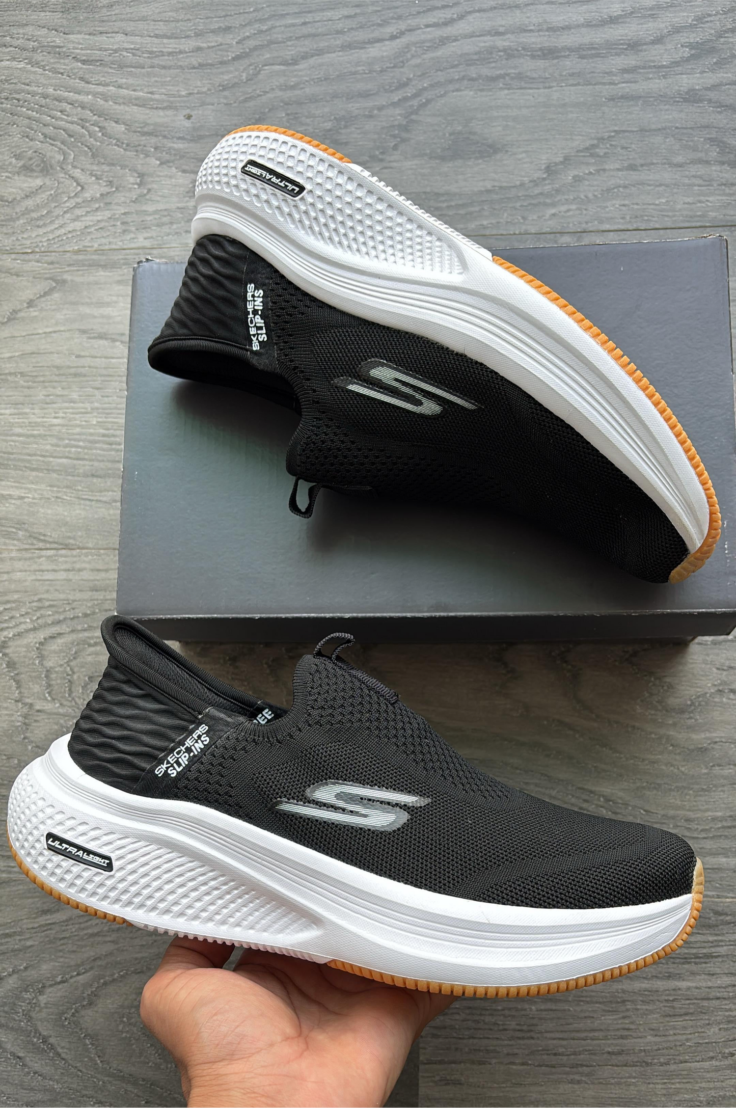 SKECHERS HYPER BURST