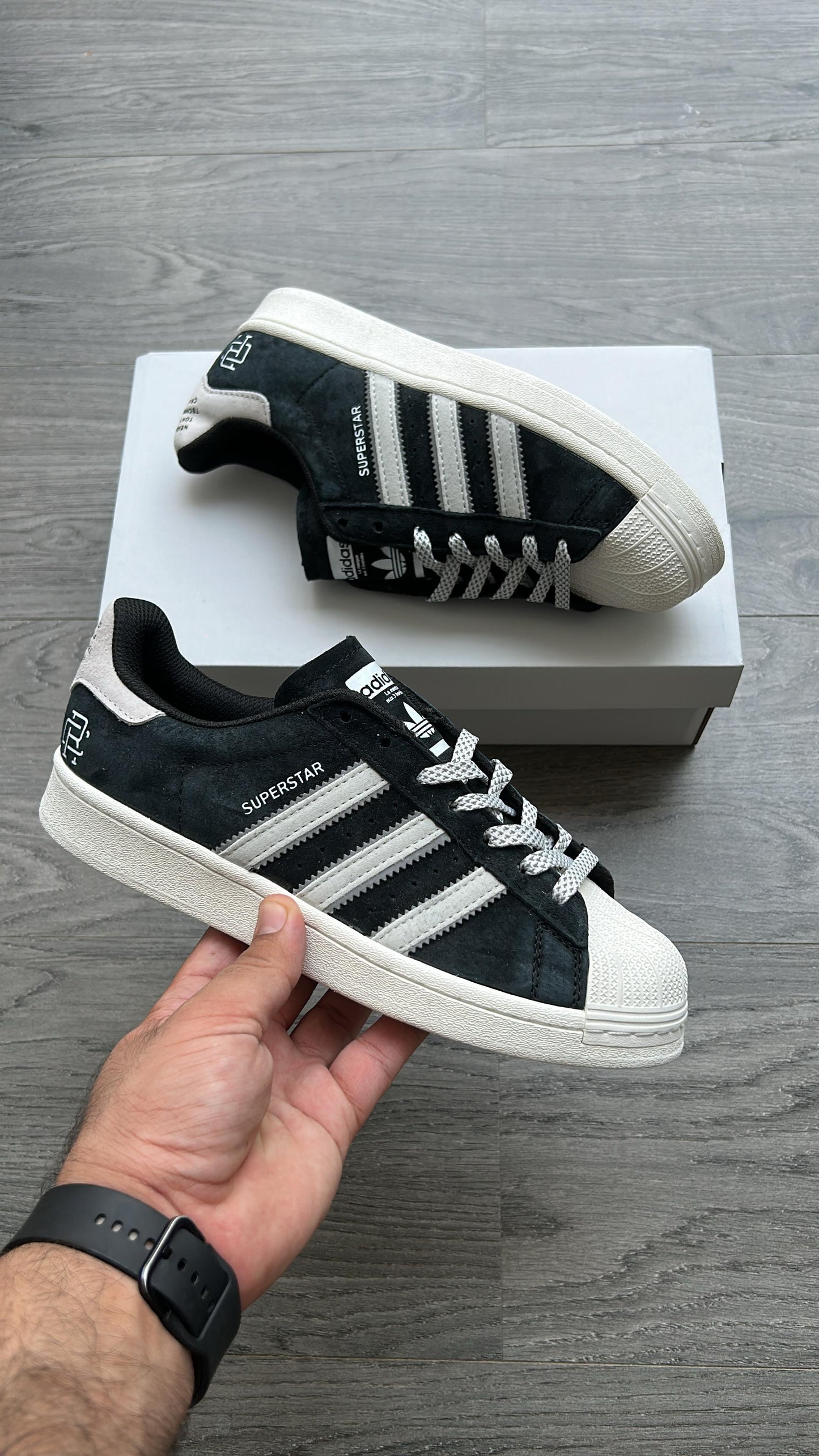 SUPERSTAR ORIGINALS
