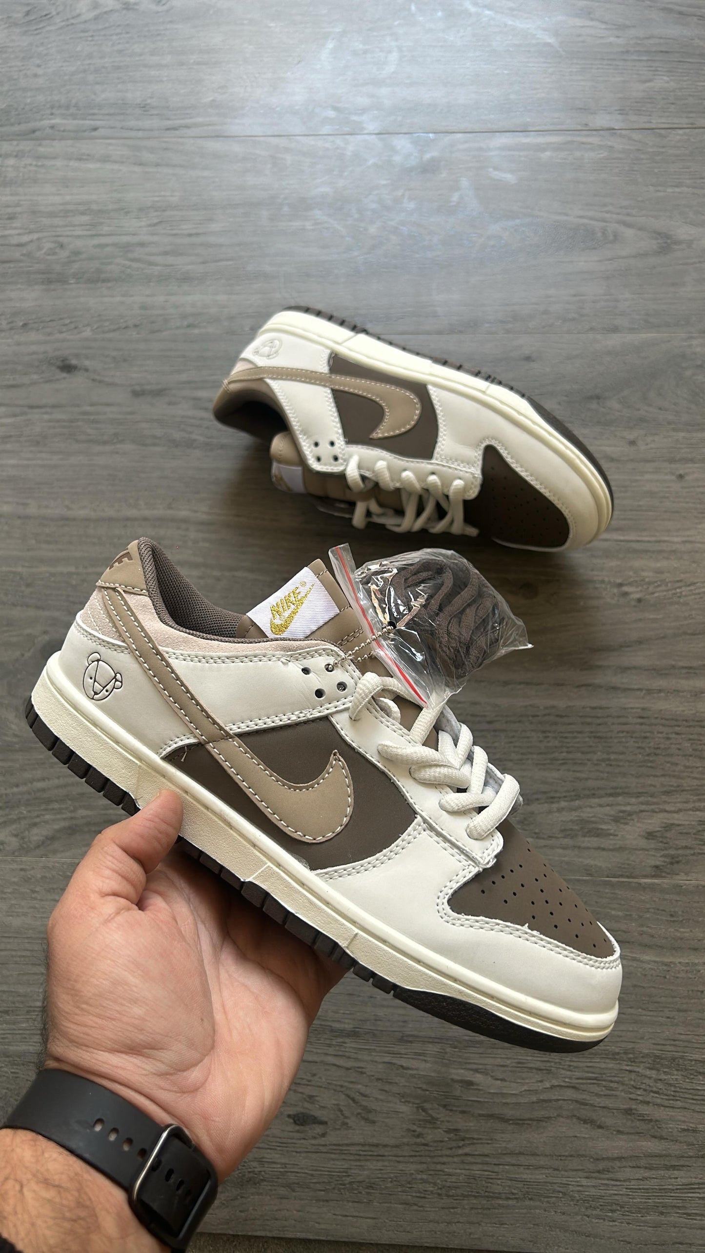Nike SB Dunk bear