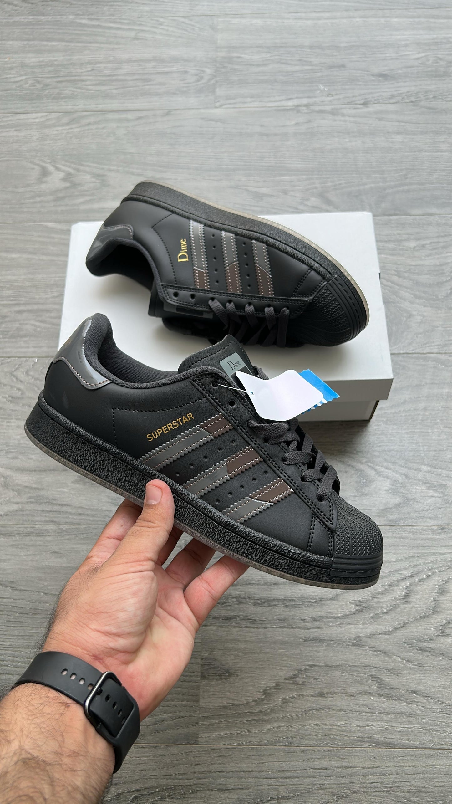 SUPERSTAR ORIGINALS