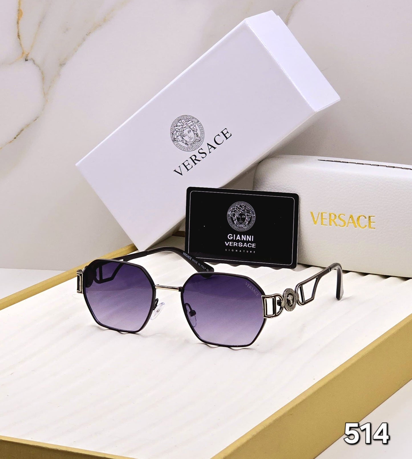 VERSACE