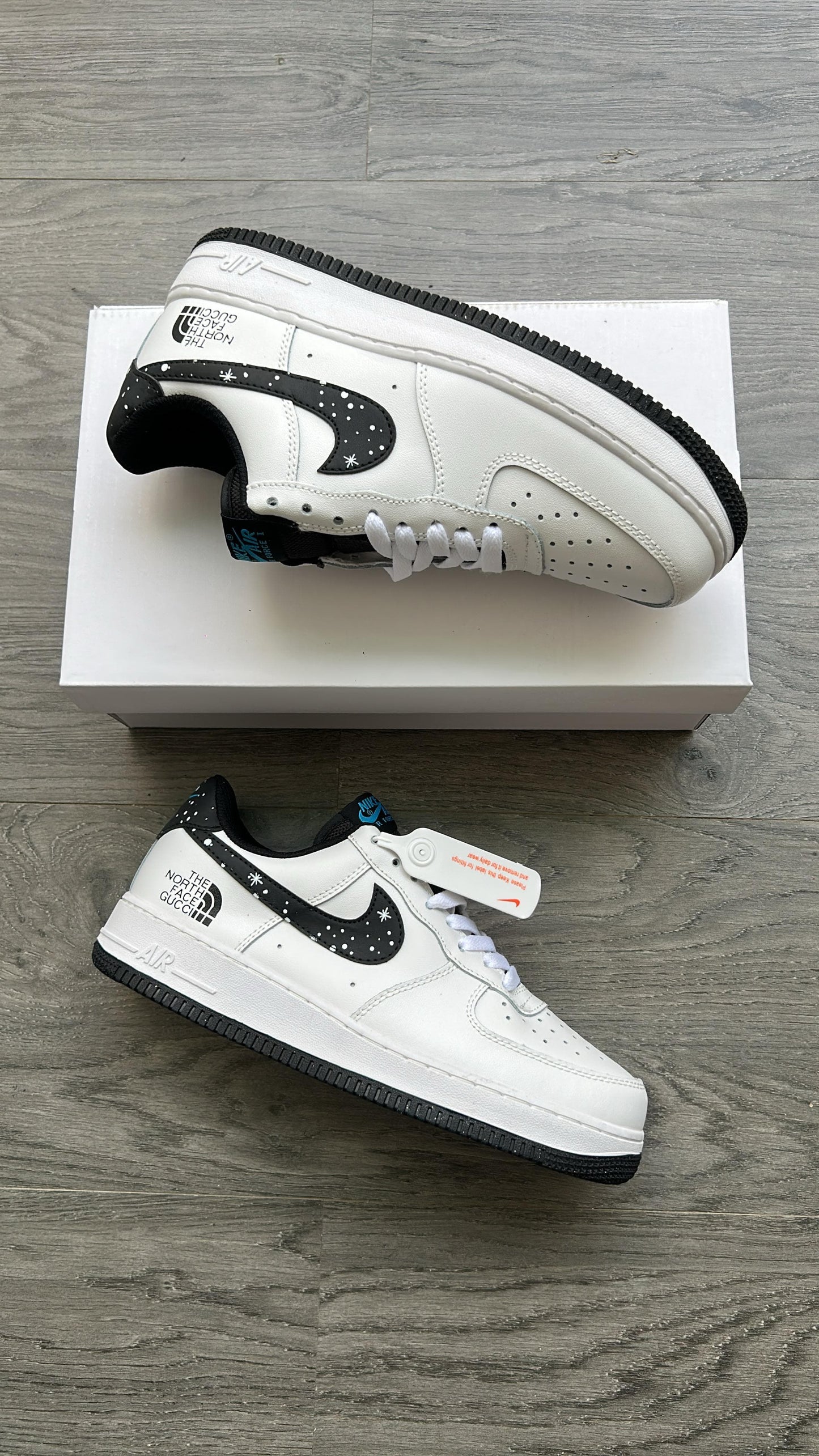 NIKE AIRFORCE