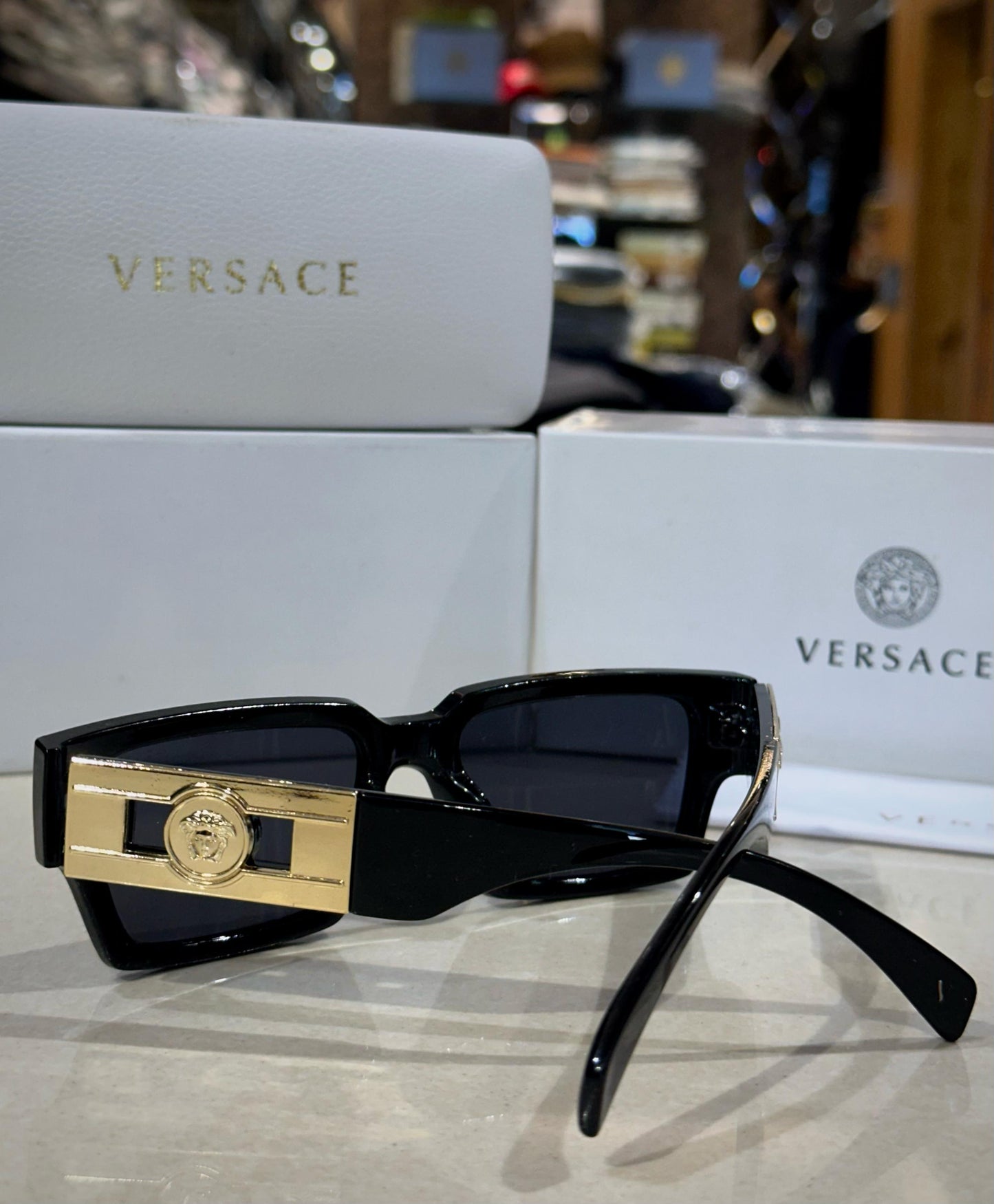 VERSACE