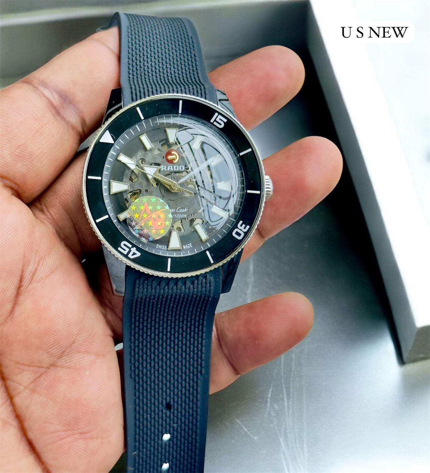 RADO CAPTAIN COOK
