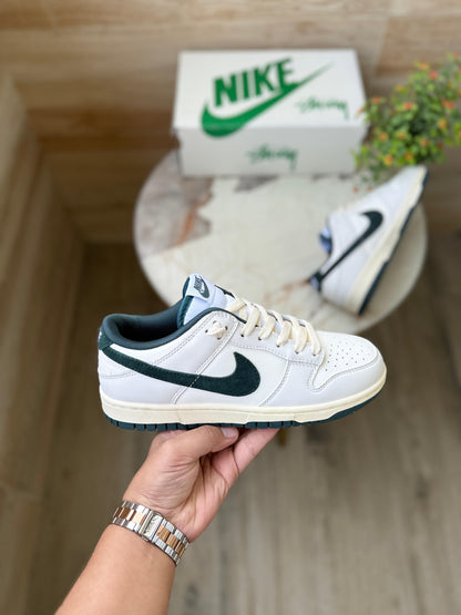 Nike sb dunk split