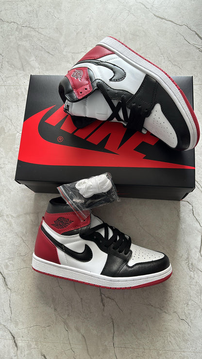 AIR JORDAN ONE BLACK RED