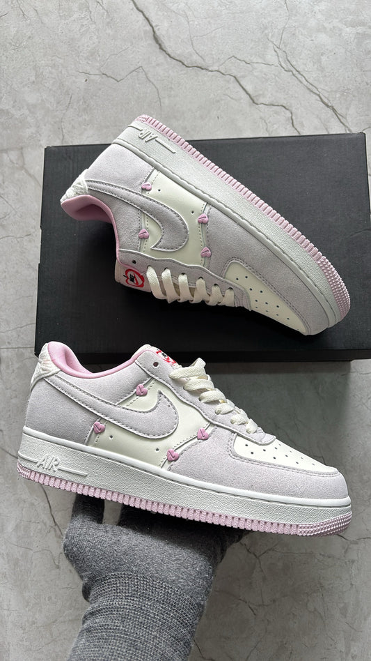 Nike airforce one valentine's 2025 girls